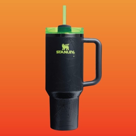 Stanley Halloween Web Black Glow in the Dark Quencher H2.0 Flowstate Stainless - Picture 1 of 16
